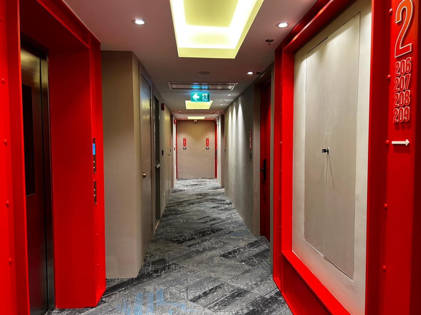 T2 The Portal Sukhumvit Hotel กรุงเทพมหานคร ภายนอก รูปภาพ