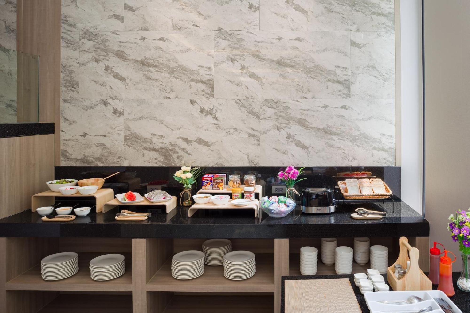 T2 The Portal Sukhumvit Hotel กรุงเทพมหานคร ภายนอก รูปภาพ