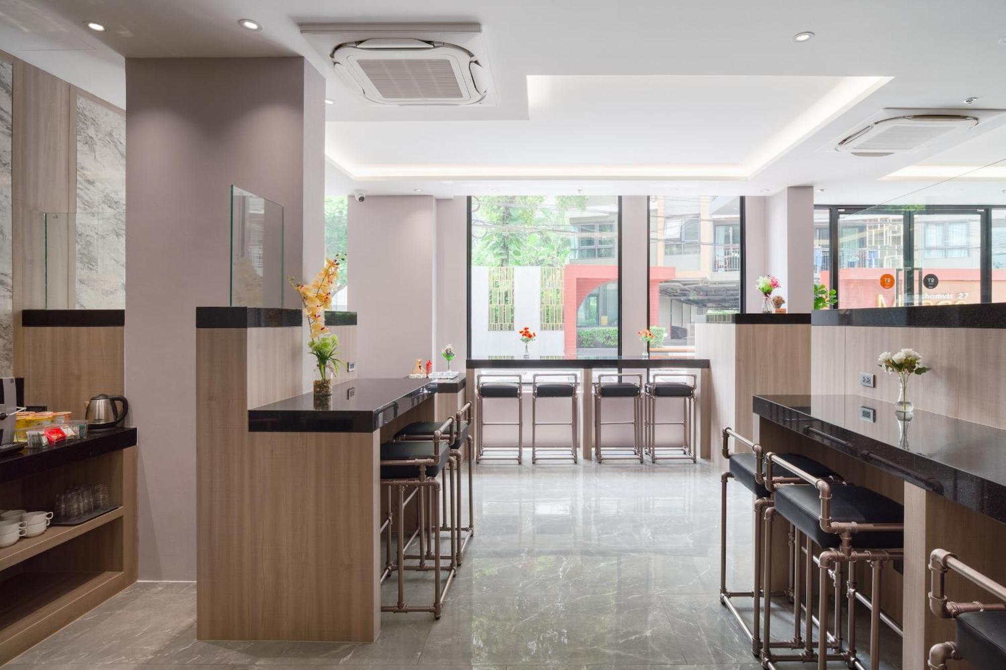 T2 The Portal Sukhumvit Hotel กรุงเทพมหานคร ภายนอก รูปภาพ